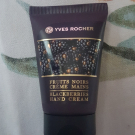 Swatch de PicMa : Crème mains Fruits Noirs, YVES ROCHER