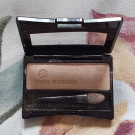 Swatch de PicMa : Fard à paupière, Yves Rocher