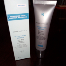 Swatch de _.lestestsetavis_de_karine : Ultra facial defense, SkinCeuticals