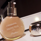 Swatch de Emma2110 : L'Essentiel - Fond de teint éclat naturel tenue 16h - IP 20, Guerlain