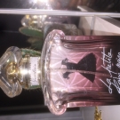 Swatch de Clairee : La Petite Robe Noire - Eau de Parfum, Guerlain