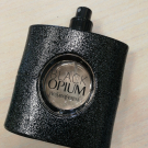 Swatch de marine.abba : Black Opium Eau de parfum, Yves Saint Laurent