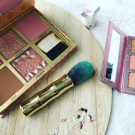 Swatch de little_audrey_beauty : Blush Bar - Palette blush et poudre bronzante, Benefit Cosmetics