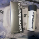 Swatch de Lhassa69 : Daily Microfoliant, Dermalogica