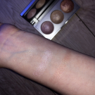 Swatch de makemestylish_ : Strobing Highlighter Palette, Golden Rose