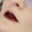 Swatch de Poppylarousse : Rouge à Lèvres Sweet And Safe Kiss, Absolution