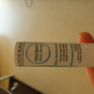 Swatch de Usnem : Baume à lèvres Atoderm, Bioderma