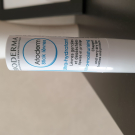 Swatch de Usnem : Baume à lèvres Atoderm, Bioderma