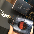 Swatch de Fairouztst : Black Opium Eau de parfum, Yves Saint Laurent