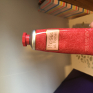 Swatch de Anais2005l : Crème Mains & Ongles Roses et Reines, L'Occitane