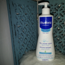Swatch de testemaman : Gel lavant doux corps et cheveux, Mustela