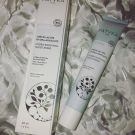 Swatch de Yayamama : Crème Lactée Hydra-Apaisante, Patyka