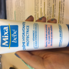 Swatch de Fay76 : Crème hydratante protectrice, Mixa