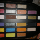 Swatch de somebodyelse : Palette Saint and Sinner, Kat Von D
