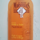 Swatch de Gabhy : Douche huile de soin nutrition à l'huile d'argan & fleur d'oranger, Le Petit Marseillais
