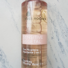 Swatch de Gabhy : Eau Micellaire Apaisante 2 en 1 - Sensitive Végétal, Yves Rocher