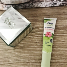 Swatch de Samaantha34 : Soin contour des yeux rose musquée, Cien