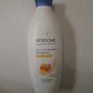 Swatch de June1107 : Crème douche peaux sèches, Laboratoires Vendôme