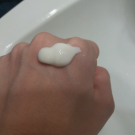 Swatch de June1107 : Lipikar Lait Relipidant Corps Anti-Dessèchement, La Roche-Posay