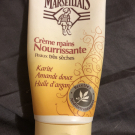 Swatch de Louloudel : Crème Mains Nourrissante Peaux Très Sèches, Le Petit Marseillais