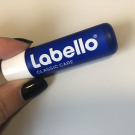 Swatch de Louloudel : Labello Classic Care - Baume à lèvres, Labello