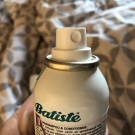 Swatch de Louloudel : 2 in 1 Invisible Dry Shampoo & Conditioner, Batiste