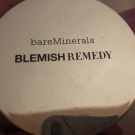 Swatch de Louloudel : Blemish Remedy, BareMinerals