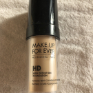 Swatch de Louloudel : Fond de Teint HD - Fond de Teint Couvrance Invisible, Make Up For Ever