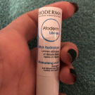 Swatch de Louloudel : Baume à lèvres Atoderm, Bioderma