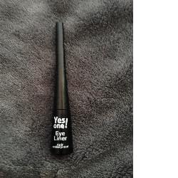Eye Liner, Yes One ! : charlottemdln aime !