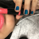 Swatch de Alyvu : Longlasting Lipstick, Essence