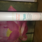 Swatch de Alyvu : Triacnéal Soin, Avène