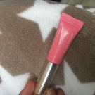 Swatch de Alyvu : Eclat Minute - Embellisseur Lèvres, Clarins