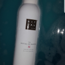 Swatch de Muslizz : The Ritual of Sakura Foaming Shower Gel - Mousse de douche, Rituals