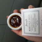Swatch de titeangeelo : Rose Face Mask - Masque à la rose pour le visage, Fresh