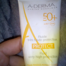 Swatch de anita30 : Fluide très haute protection, A-Derma