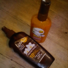 Swatch de anita30 : Huile Solaire Ultra Bronzante Monoï, Lovea