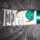 Swatch de sam's : Hand and nail cream, Coconut care