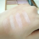 Swatch de Léonie : Highlighting Palette, Sleek MakeUP