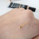 Swatch de Léonie : Gotcha covered concealer, NYX