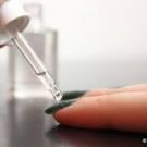 Swatch de Léonie : Nail Polish Drying Drops, Kiko