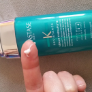 Swatch de Marie testeuse : Résistance sérum therapiste, Kérastase