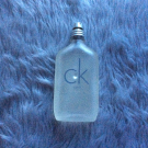 Swatch de Cupcakeframboise : CK One, Calvin Klein