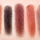 Swatch de Makebeautyup : Sweet Peach Palette de fards à paupières, Too Faced