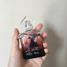 Swatch de Celie.drd : La Petite Robe Noire - Eau de Parfum, Guerlain