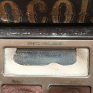 Swatch de Celie.drd : Chocolate bar - Palette de fards à paupières, Too Faced