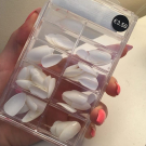 Swatch de Celie.drd : Faux ongles personnalisables, Primark