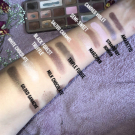 Swatch de Celie.drd : Chocolate bar - Palette de fards à paupières, Too Faced