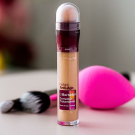 Swatch de Jessie_rgz : Instant Anti Age l'Effaceur Yeux, Maybelline New York