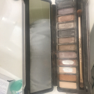 Swatch de Niniecissoulouloucassou : Naked 2  Basics Palette, Urban Decay